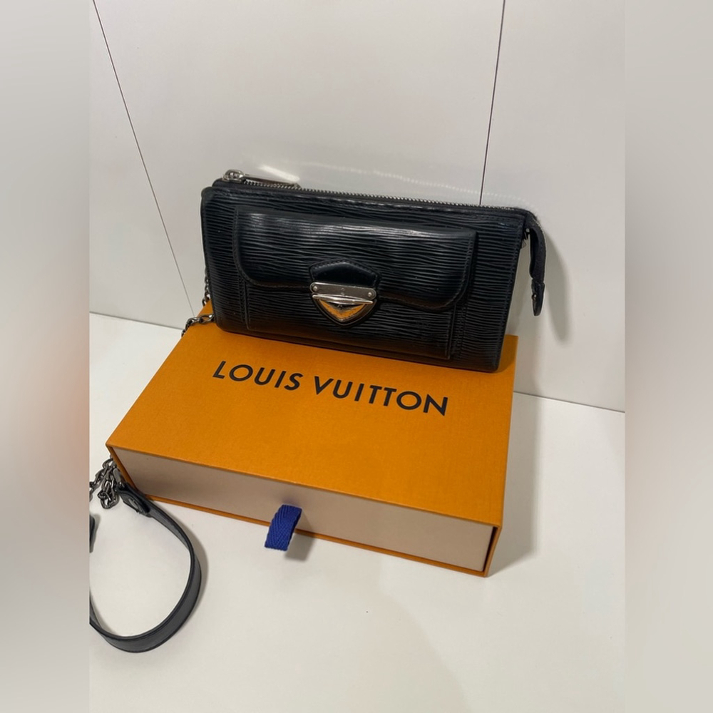Louis Vuitton Epi Leather Astrid Wallet - Picture 2 of 8